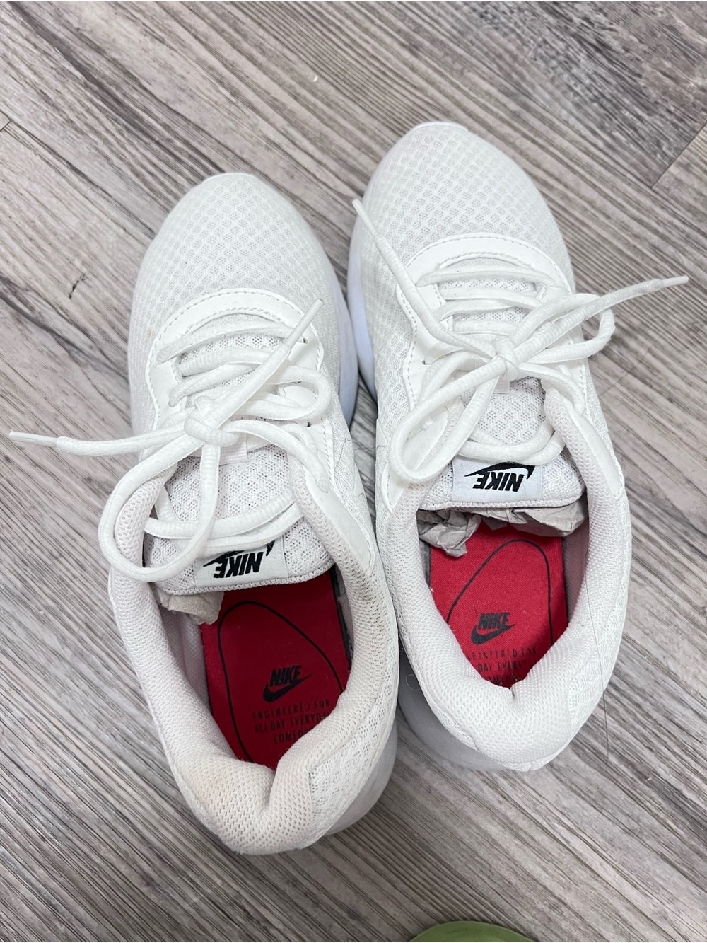 Nike White Mesh Women's Athletic Sneakers with Red Insole Detail